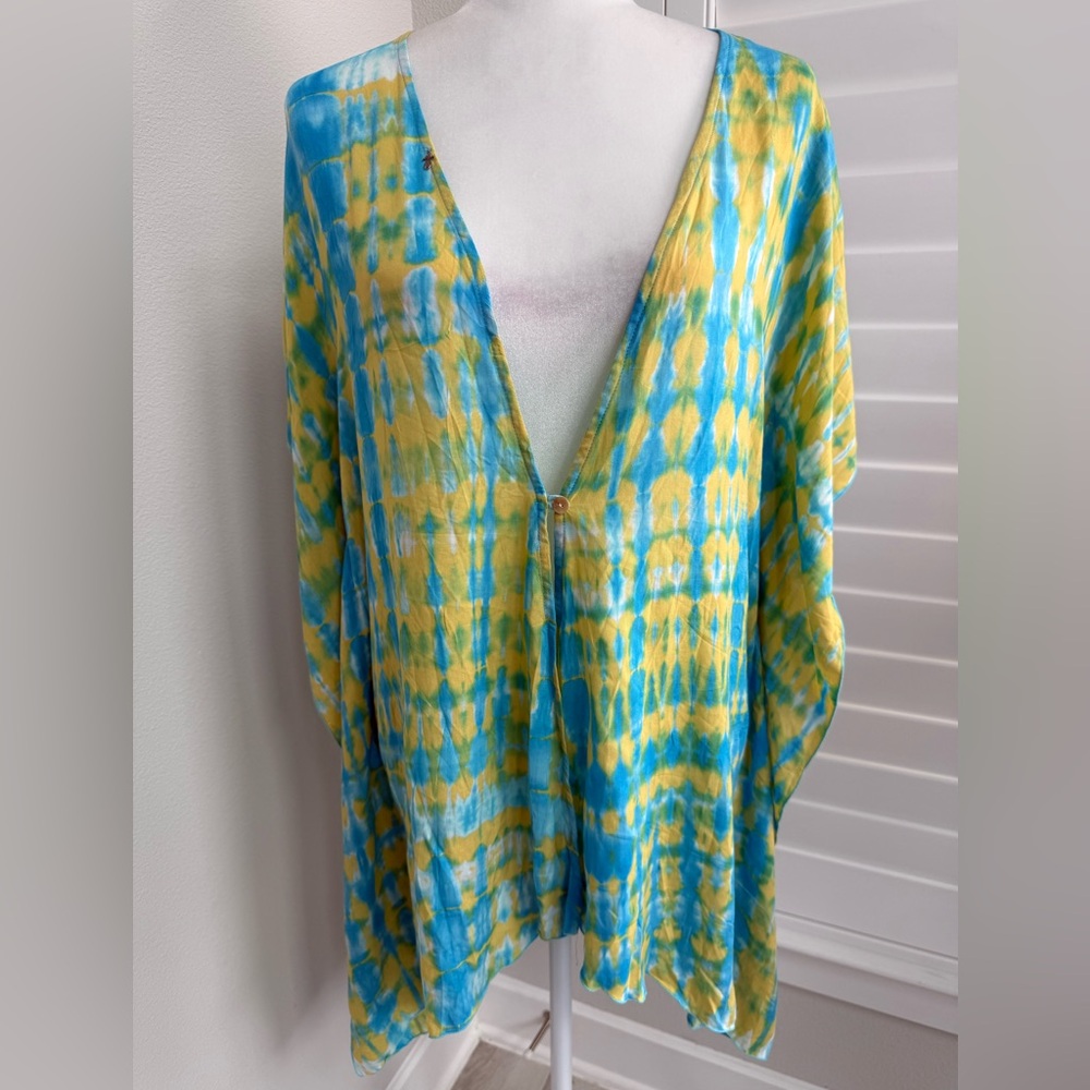 NWT Pineapples Blue and Yellow Graphic short caftan/Tunic with 3/4 Sleeves S/M